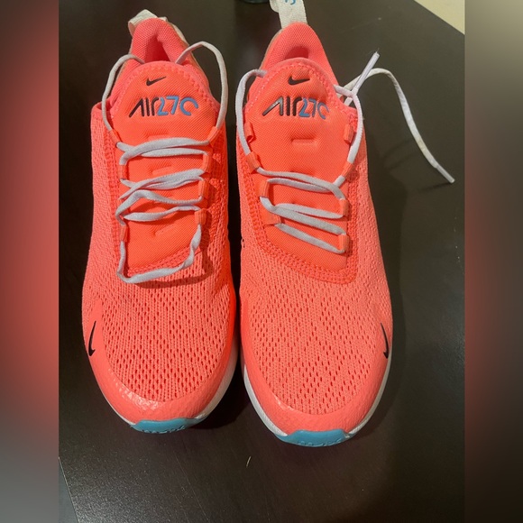 Air max new - Picture 1 of 5